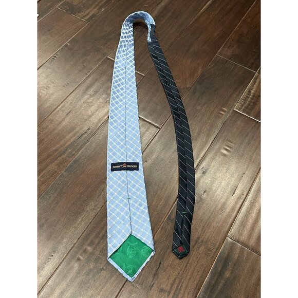 Tommy Hilfiger Blue Plaid Silk Tie For Men Classic Pattern 100% Silk - Picture 5 of 7